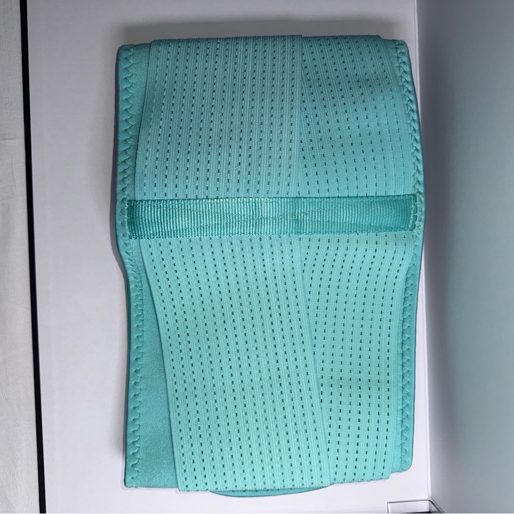 Paige Hathaway Waist Trimmer Belt XS Tiffany Blue Adjustable Compression - Picture 5 of 10